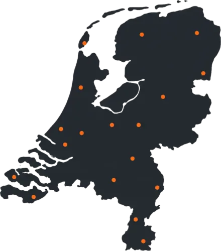 Kaart van Nederland met oranje punten verspreid over het hele land, waar BouwbakDirect afvalcontainers levert